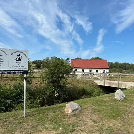 Les Petites Maisons Dans La Prairie - 2 Ferienhaus *